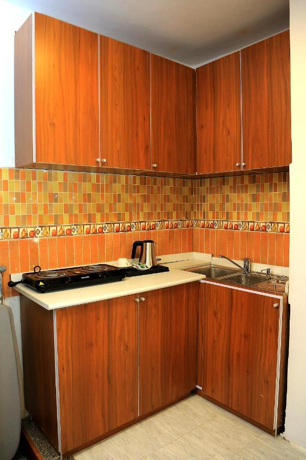 Abat Guest House Addis-Abeba Extérieur photo